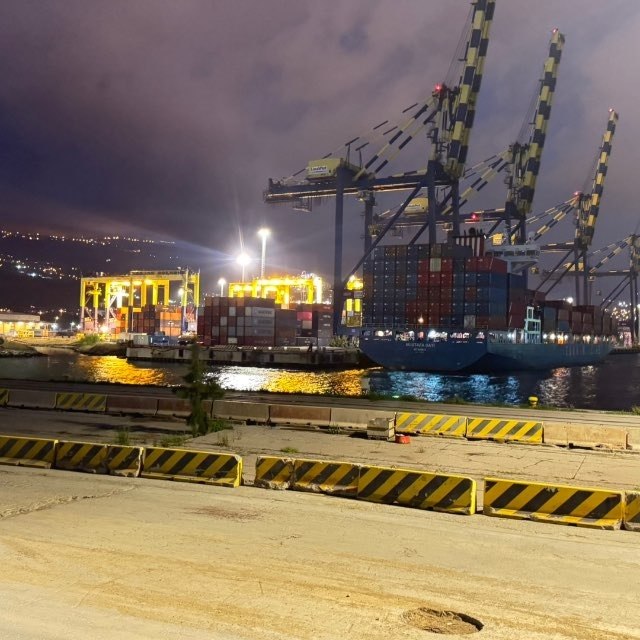 Ben seks yapmak isteyen bir gencim benimle iletişime geçin mahremiyet aramızda