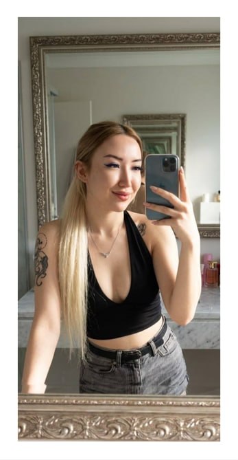 🤑1 Seans 5000 🤑1 Saat 2 Seans 10.000 📍Lefkoşa Gönyeli ✨2 Kızız Müsaitiz 💸Ödeme Elden ✉️Detaylar İçin MESAJ AT